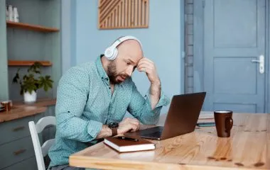 Seriál Kolik stojí..? Díl 5. kancelář vs. home office